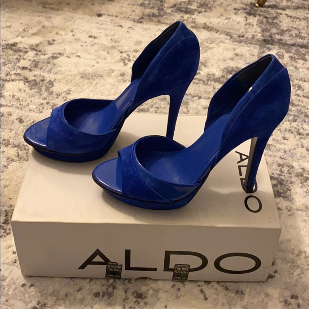 Also shoes - Picture 3 of 5